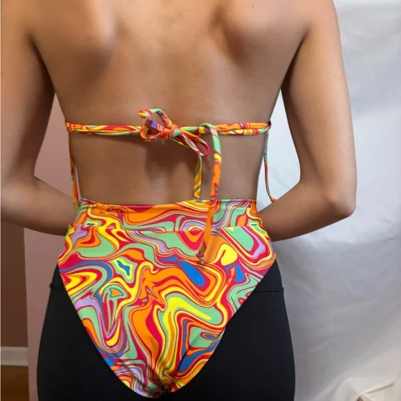 Colorful Swirl Bikini Set - Picture 8 of 12